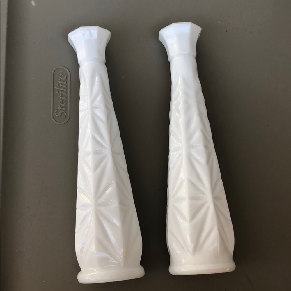 Vintage milk glass vase